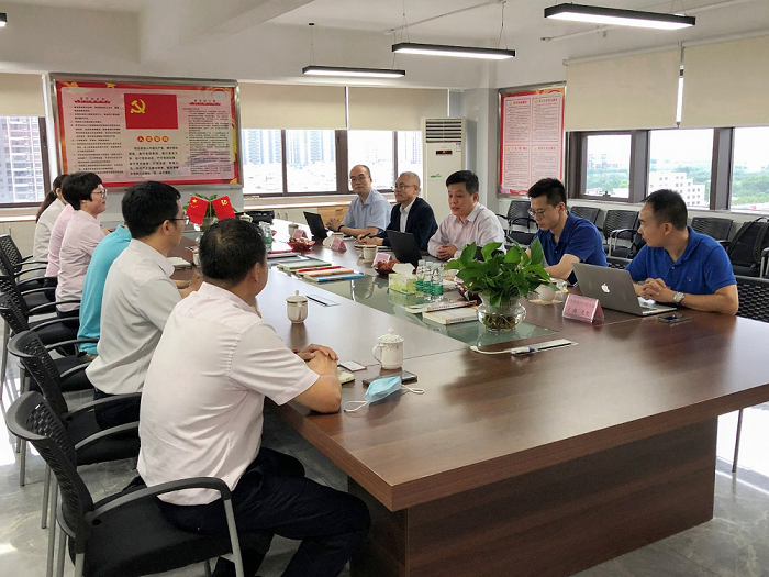 康美药业董事、总裁刘国伟一行莅临公司调研